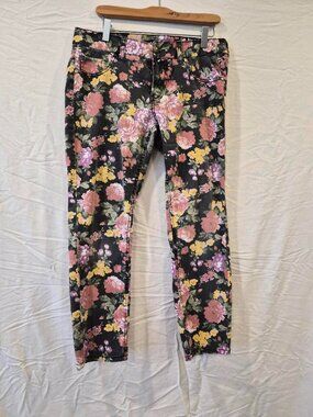 Floral Pattern Jeans with stretch
